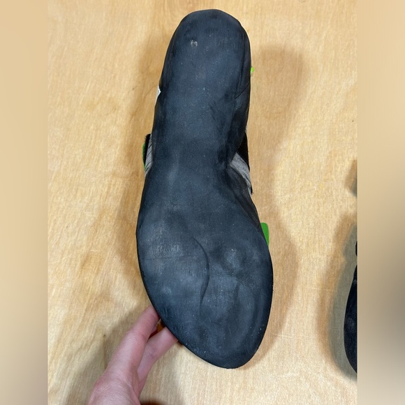 Black Diamond Momentum Climbing Shoes Size 9 Men - Picture 2 of 8